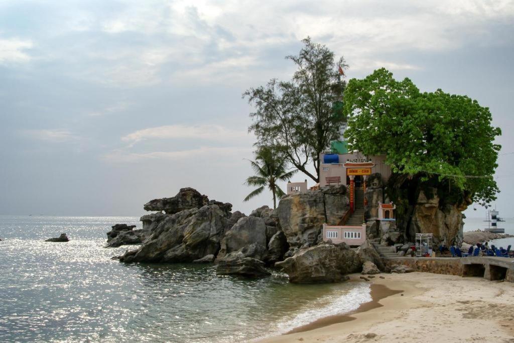 Thuan Hai Hotel Дуонг-Донг Экстерьер фото