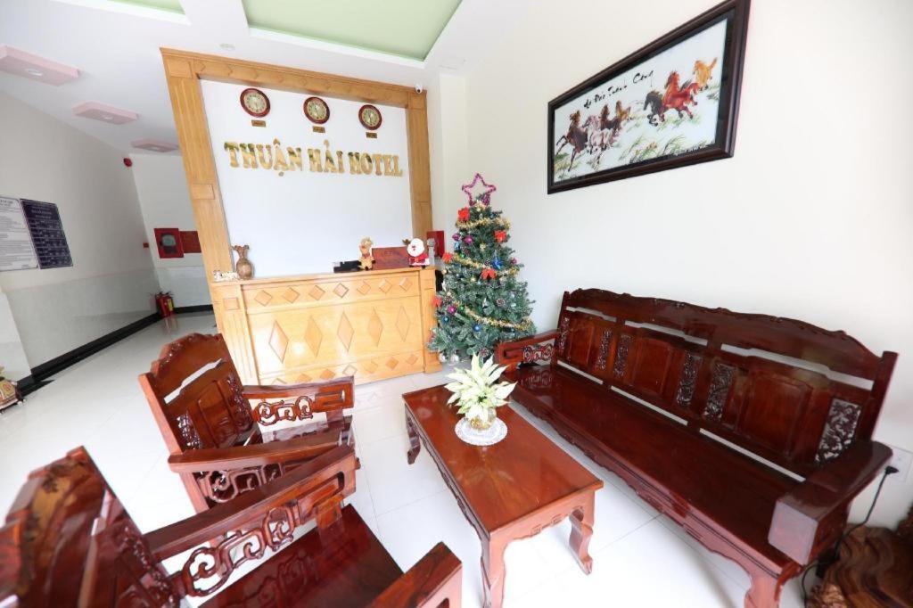 Thuan Hai Hotel Дуонг-Донг Экстерьер фото