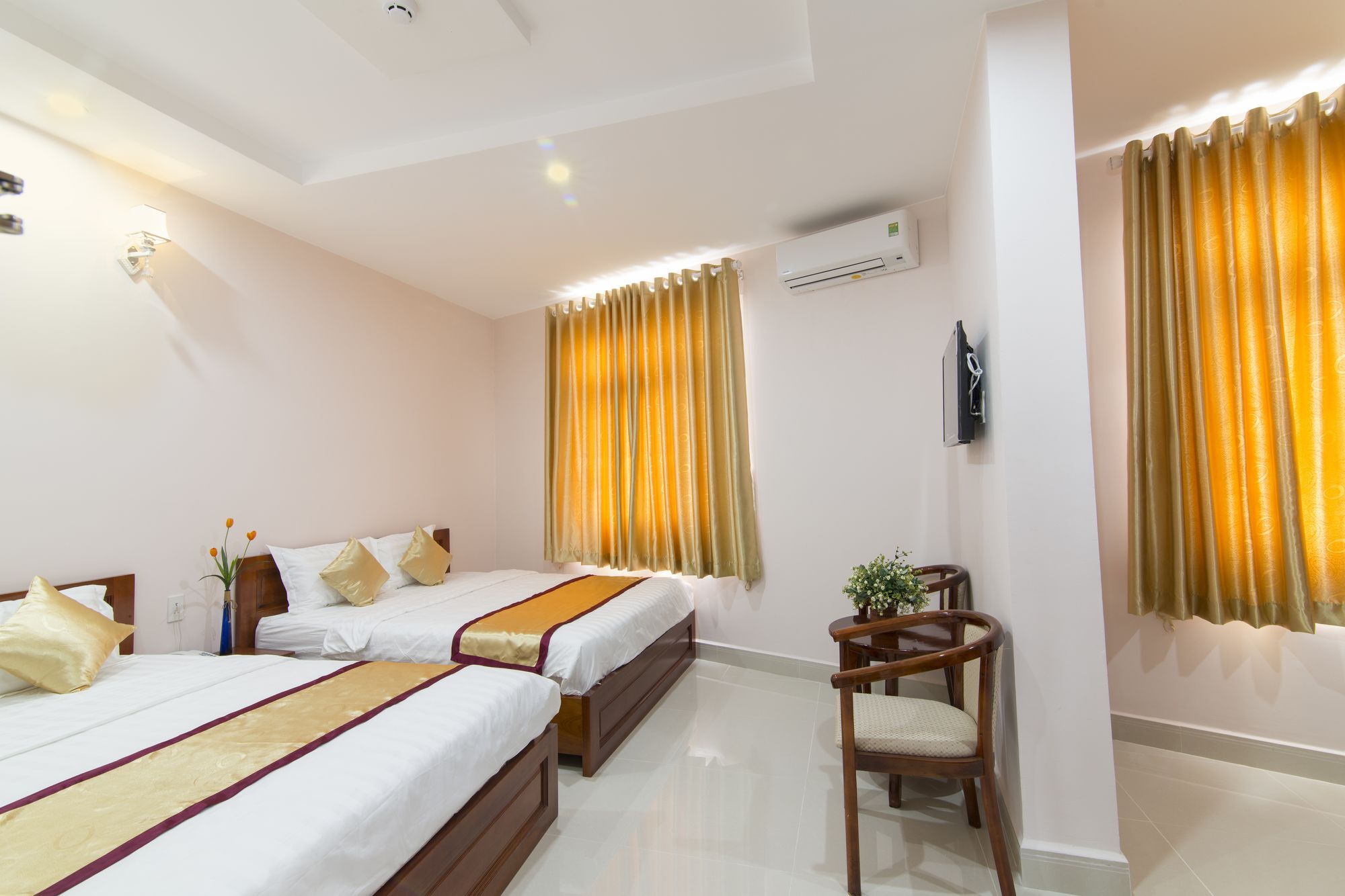 Thuan Hai Hotel Дуонг-Донг Экстерьер фото